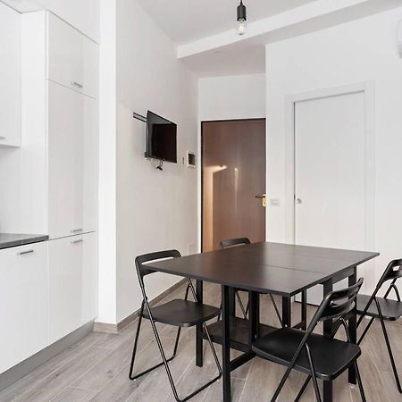 Ferienwohnung Modern And New Flat In Duomo Area Mailand Exterior foto