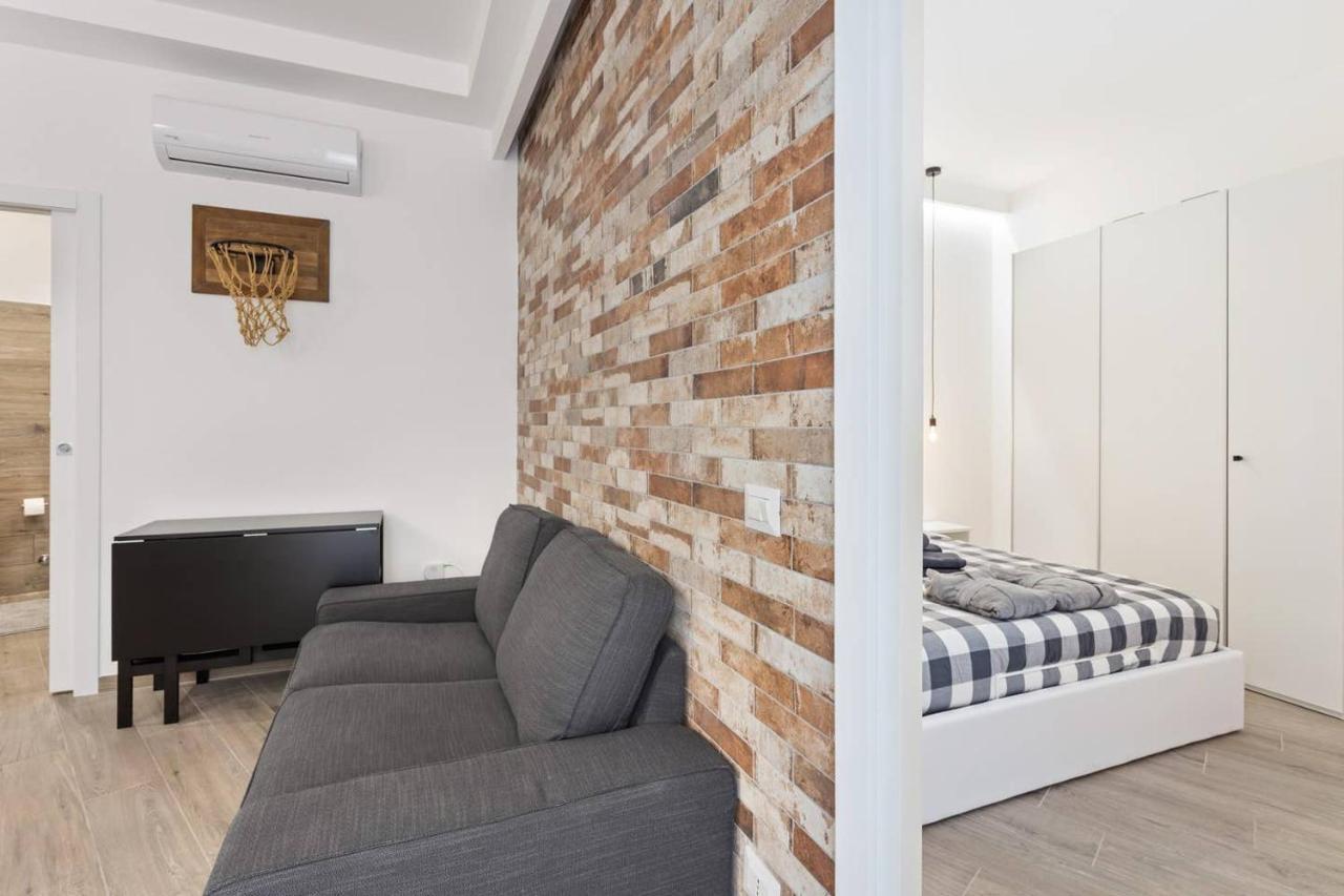 Ferienwohnung Modern And New Flat In Duomo Area Mailand Exterior foto