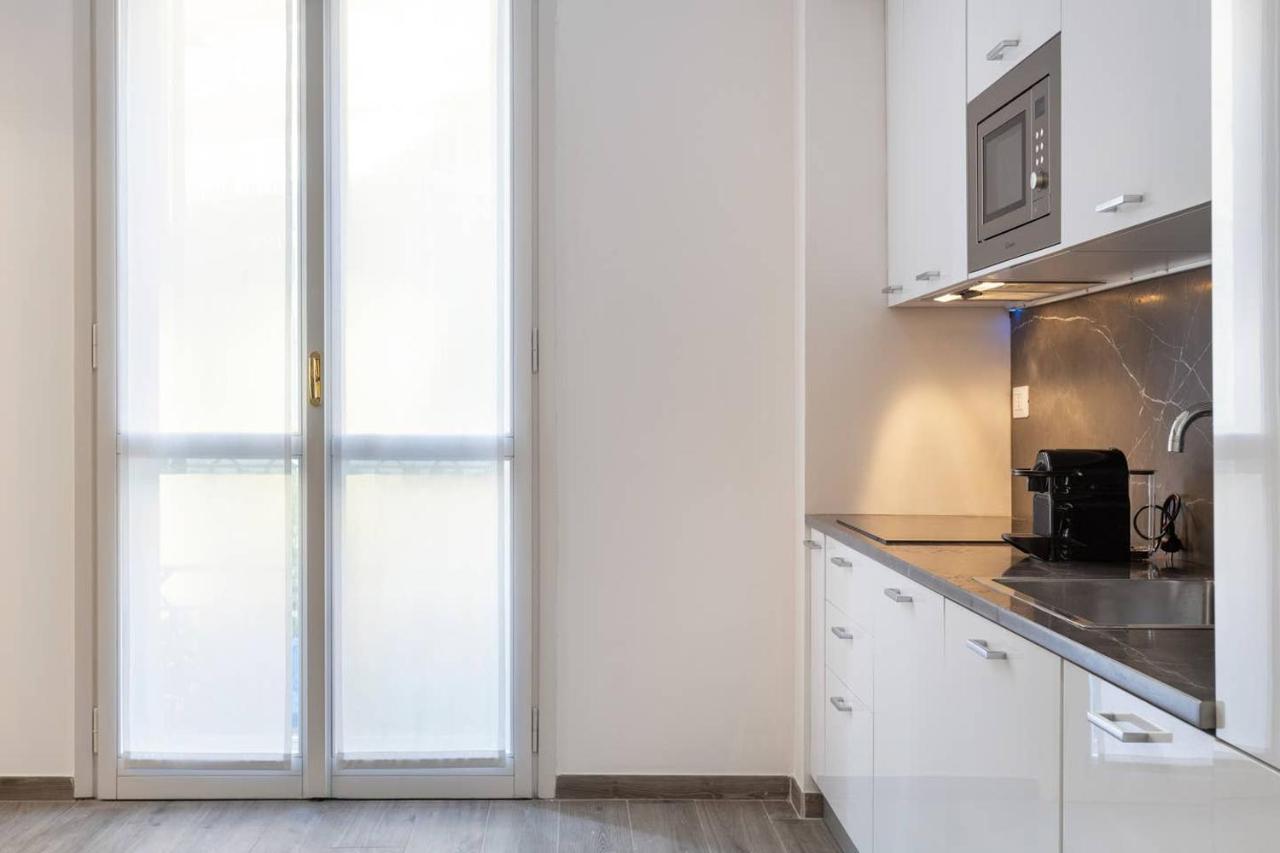Ferienwohnung Modern And New Flat In Duomo Area Mailand Exterior foto