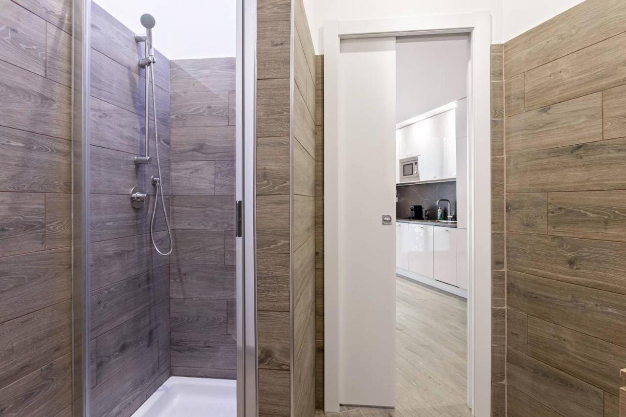 Ferienwohnung Modern And New Flat In Duomo Area Mailand Exterior foto